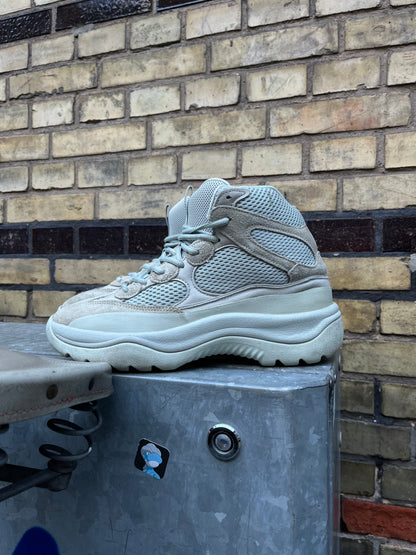 Adidas Yeezy Desert Boot “Salt” US 9.5 / EU 43