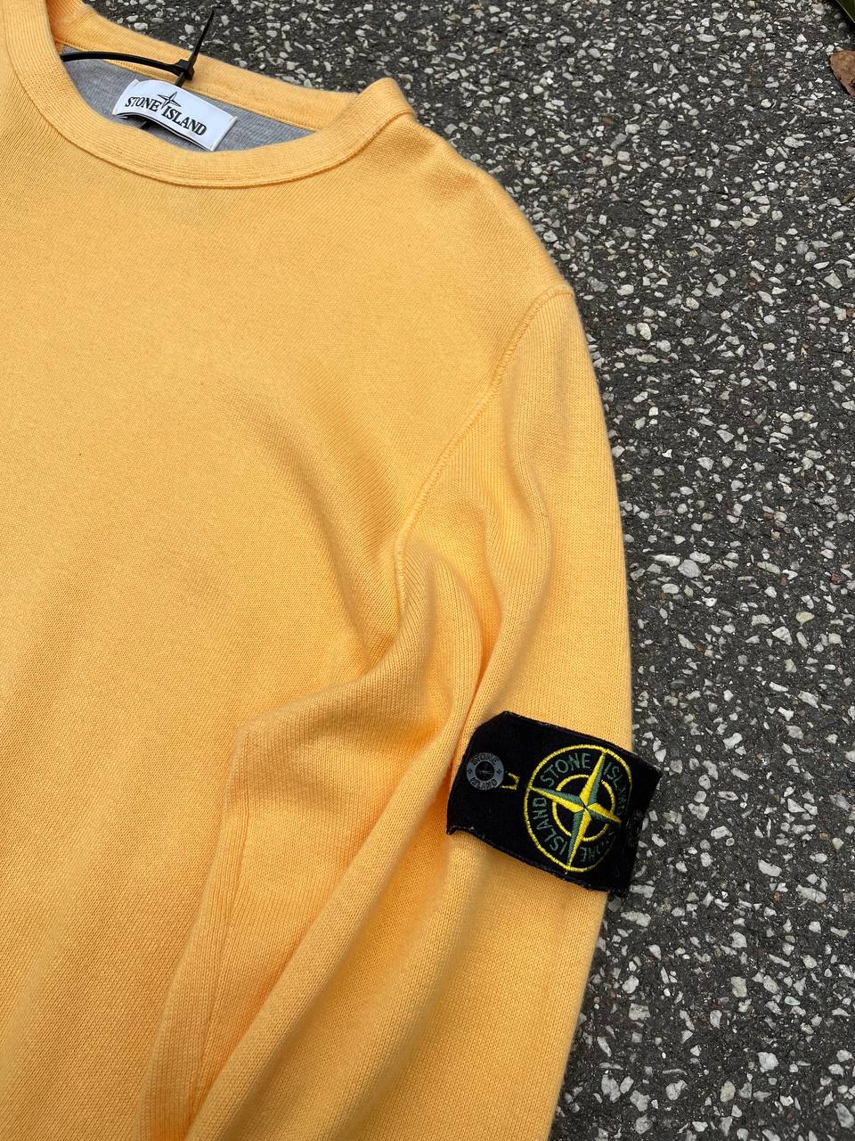 “Brugt uld Sweater fra Stone Island i gul farve XL Herre Mænd”