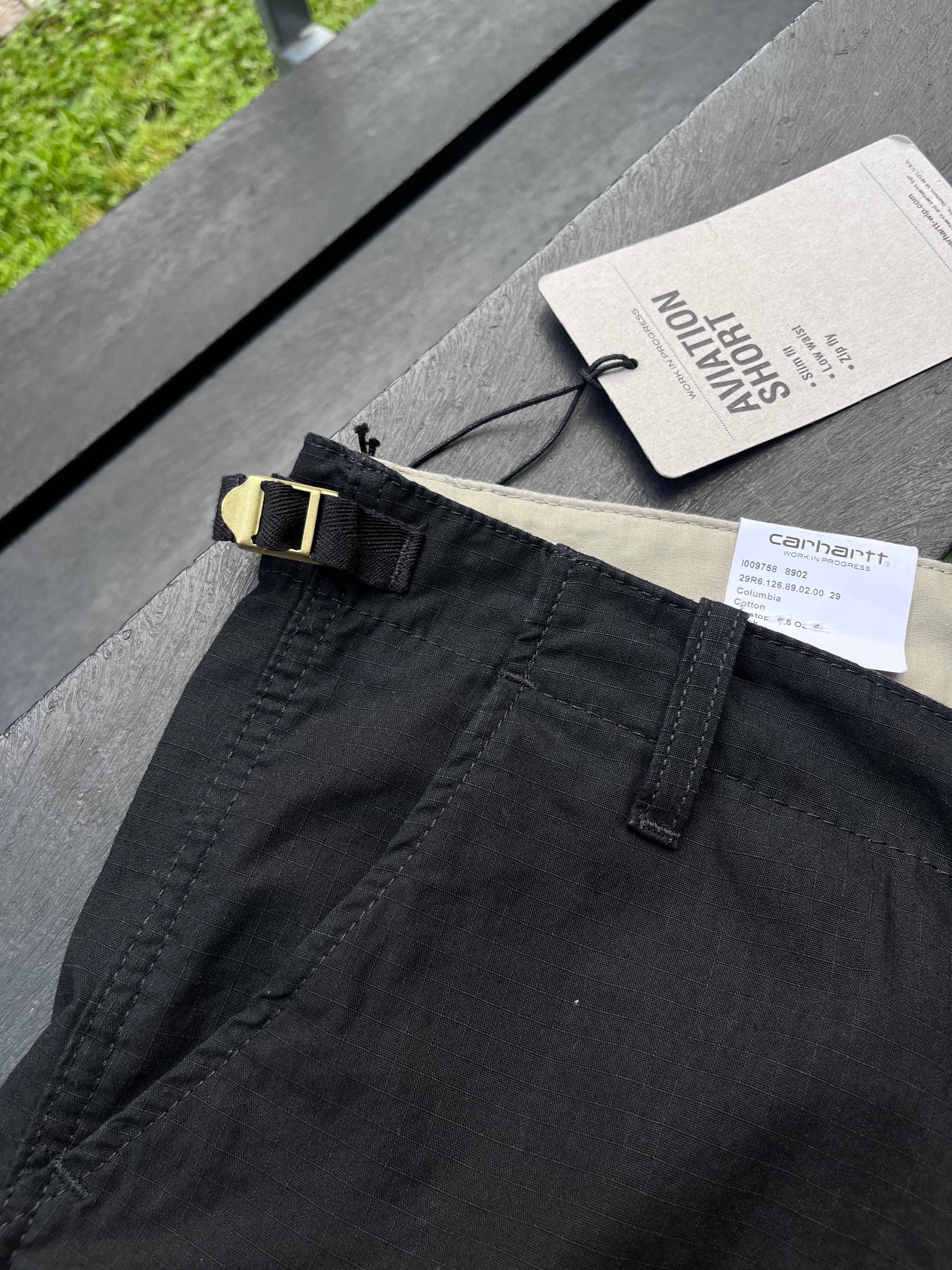AVIATION short fra Carhartt WIP W29 - supersaelger