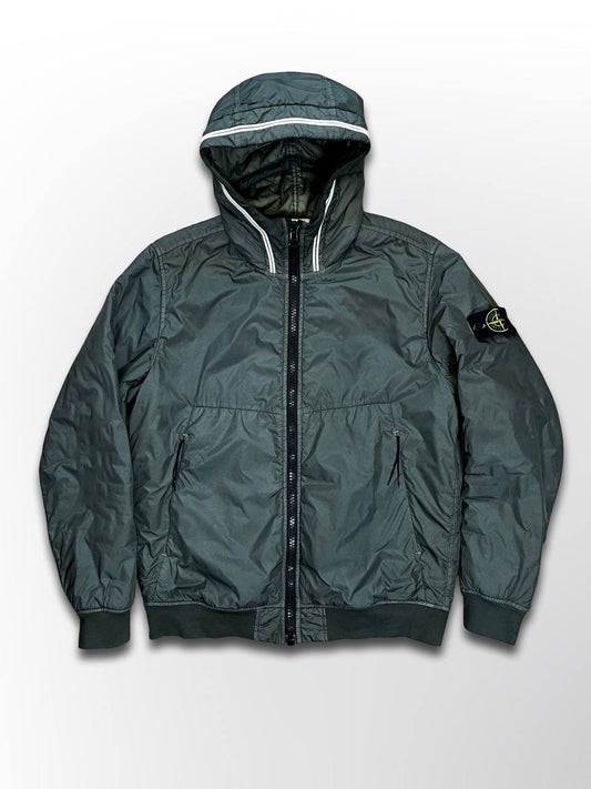 Brugt Used Stone Island Jakke Garment Dyed Crinkle Reps Ny With Primaloft®-Tc i Grøn Khaki farve L Large herre