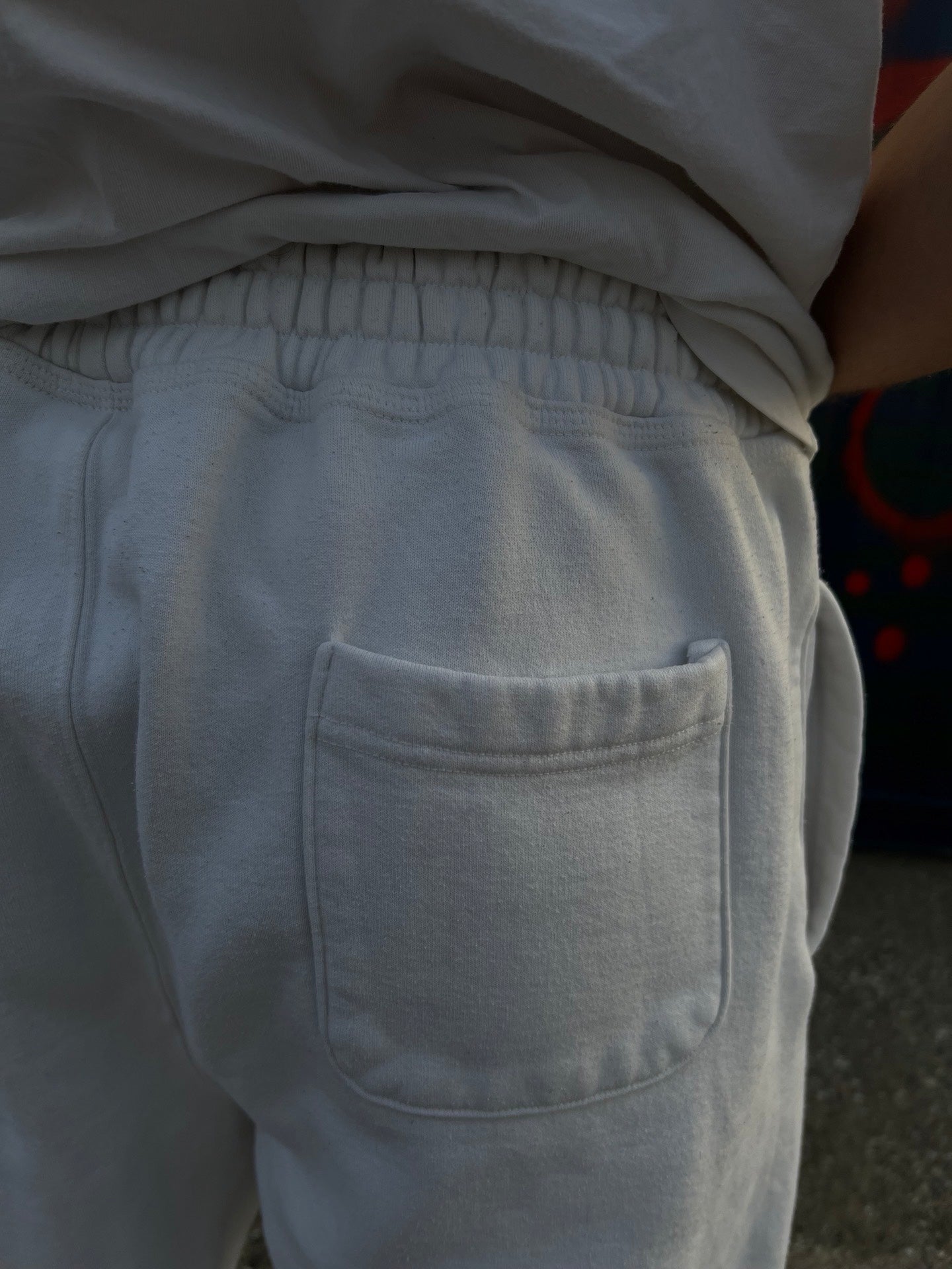Vintage hvide bukser fra Stussy i størrelse XL