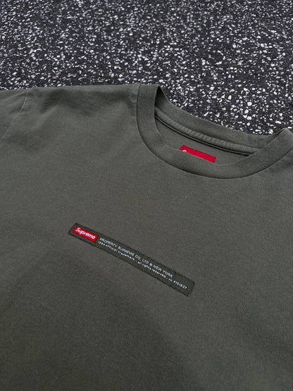 Supreme Etiqueta De La Propiedad T-Shirt Tee S Small Grøn Khaki Green Brugt Used