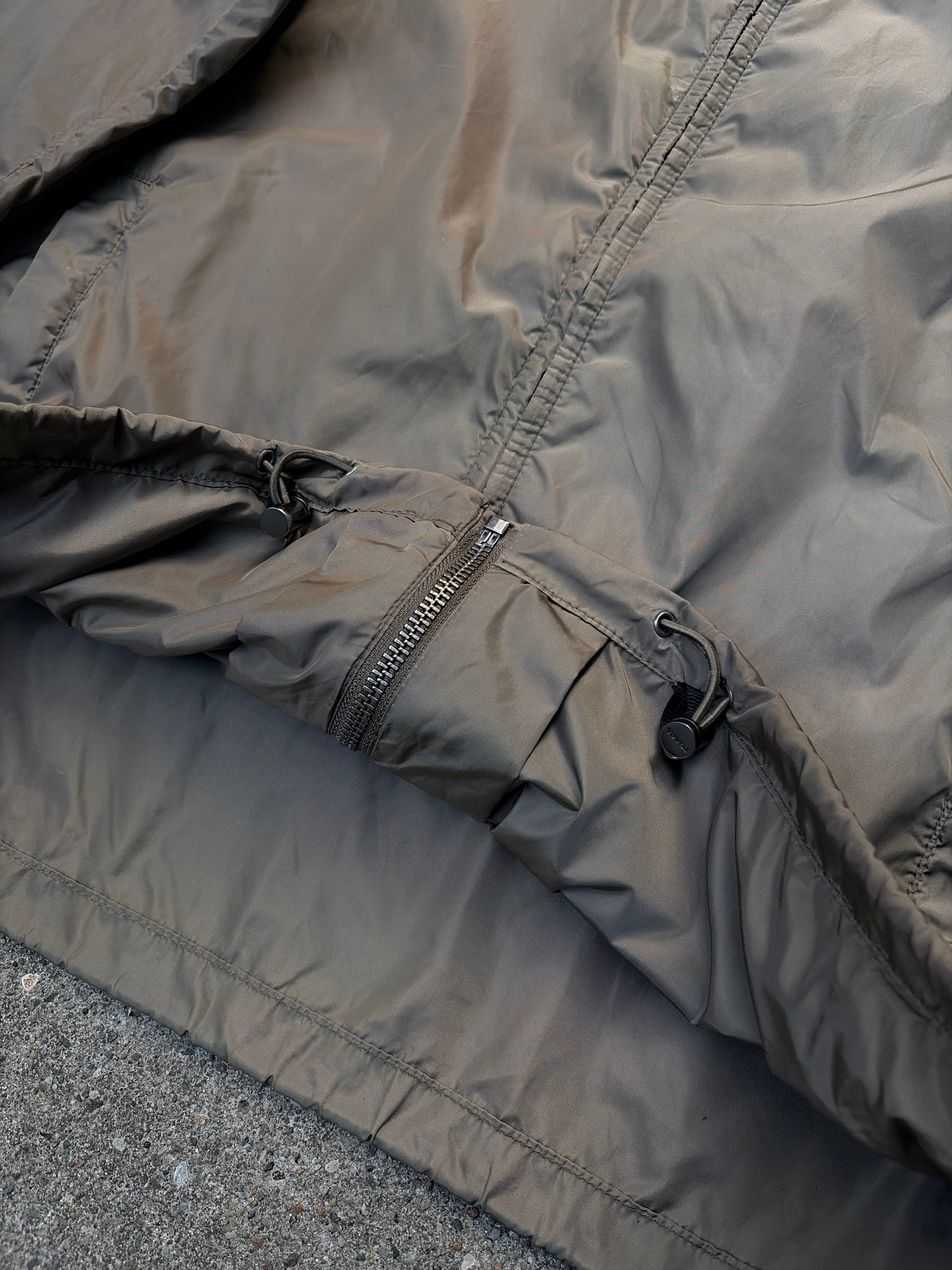 Prada Beige Nylon Jacket – Medium, Fitter Small