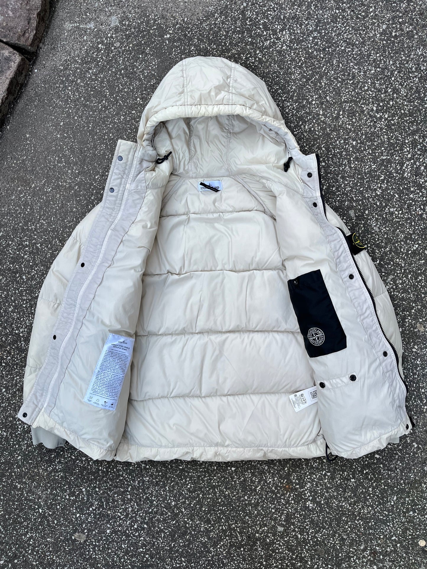 Stone Island Crinkle Reps NY Down Jacket Off White Str. Large