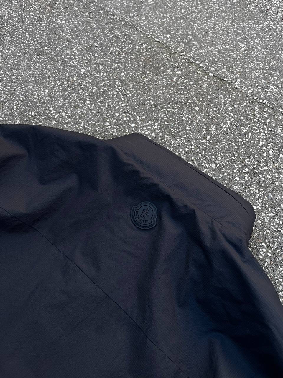 Moncler Itier Jakke i Sort Medium 3 Herre