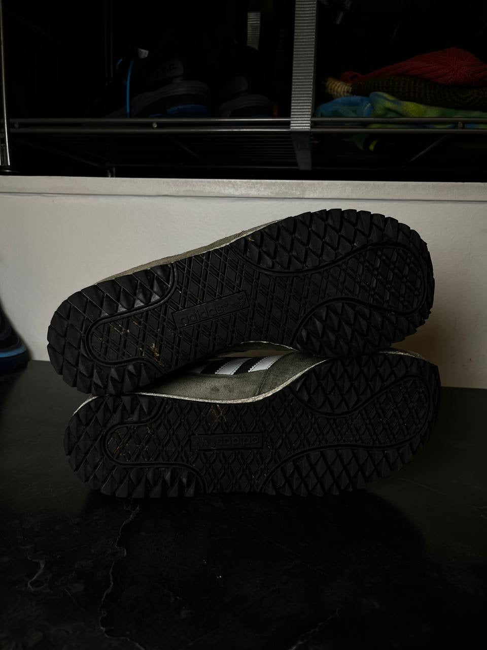 Adidas New York 42 i god stand