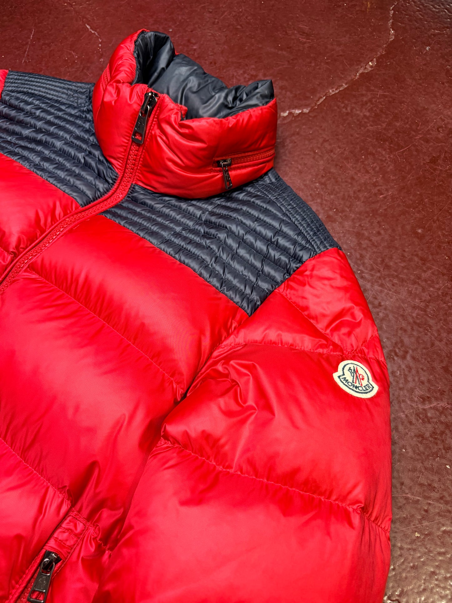 Moncler Down Jacket – Red / Black – Large