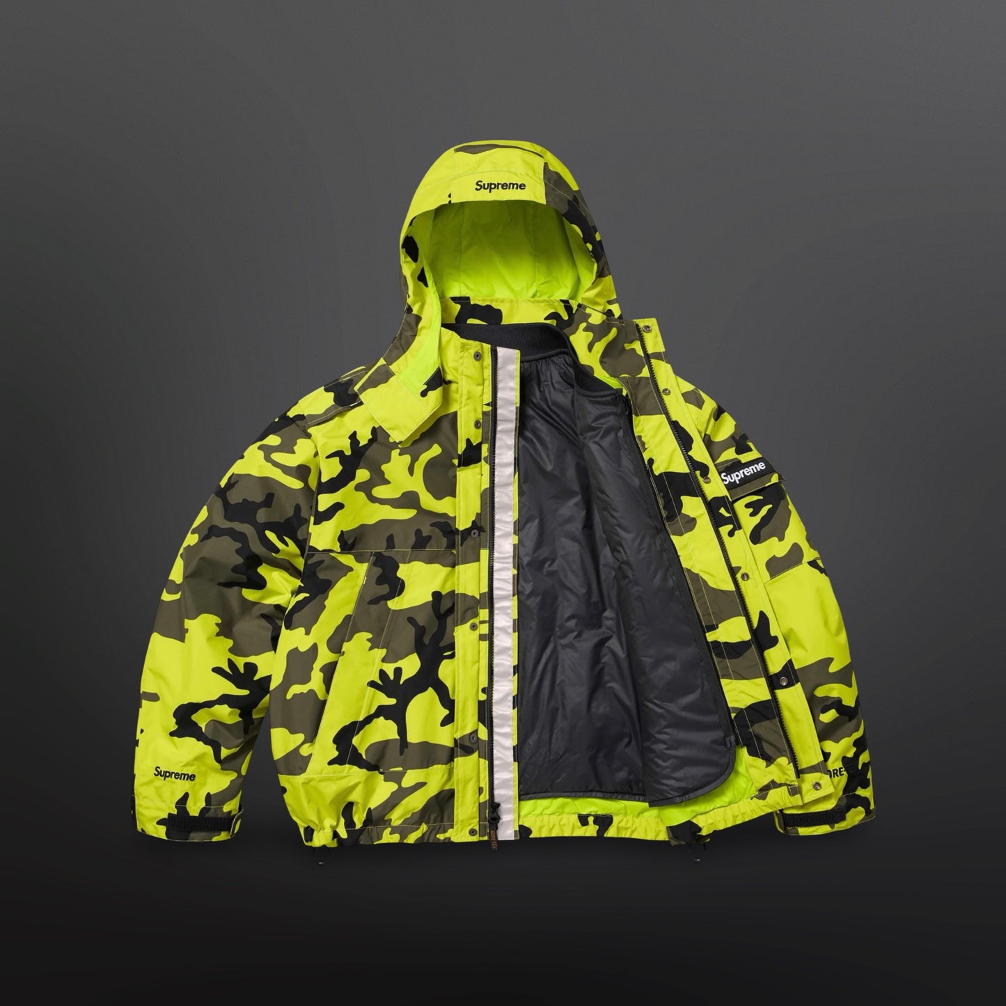 Supreme 2-in-1 GORE-TEX Shell + Quilted Liner Vest i den sygeste neon camo colorway fra SS25. Large