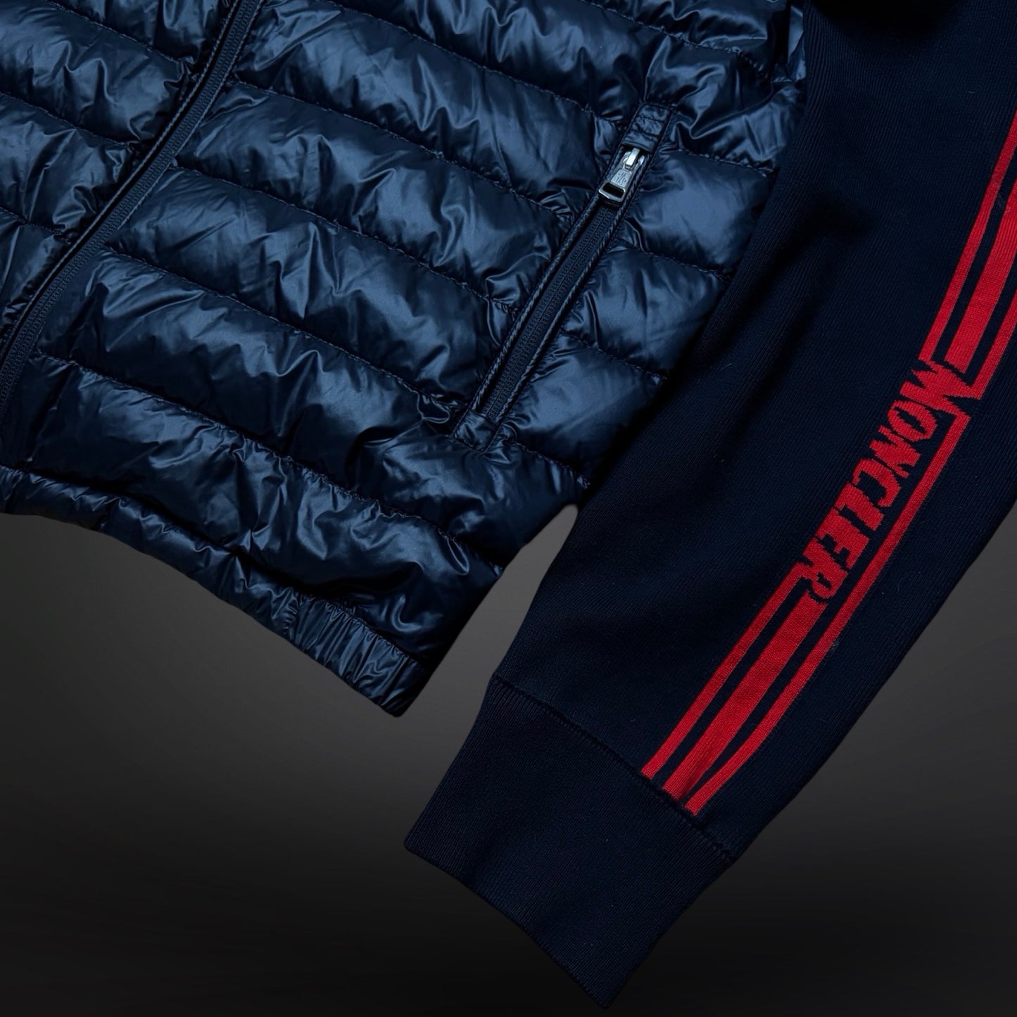 Moncler Knit-Sleeve Down Jacket – Navy/Red (Large)