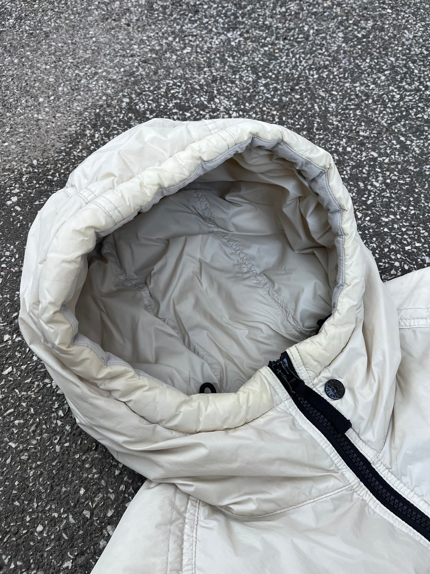Stone Island Crinkle Reps NY Down Jacket Off White Str. Large