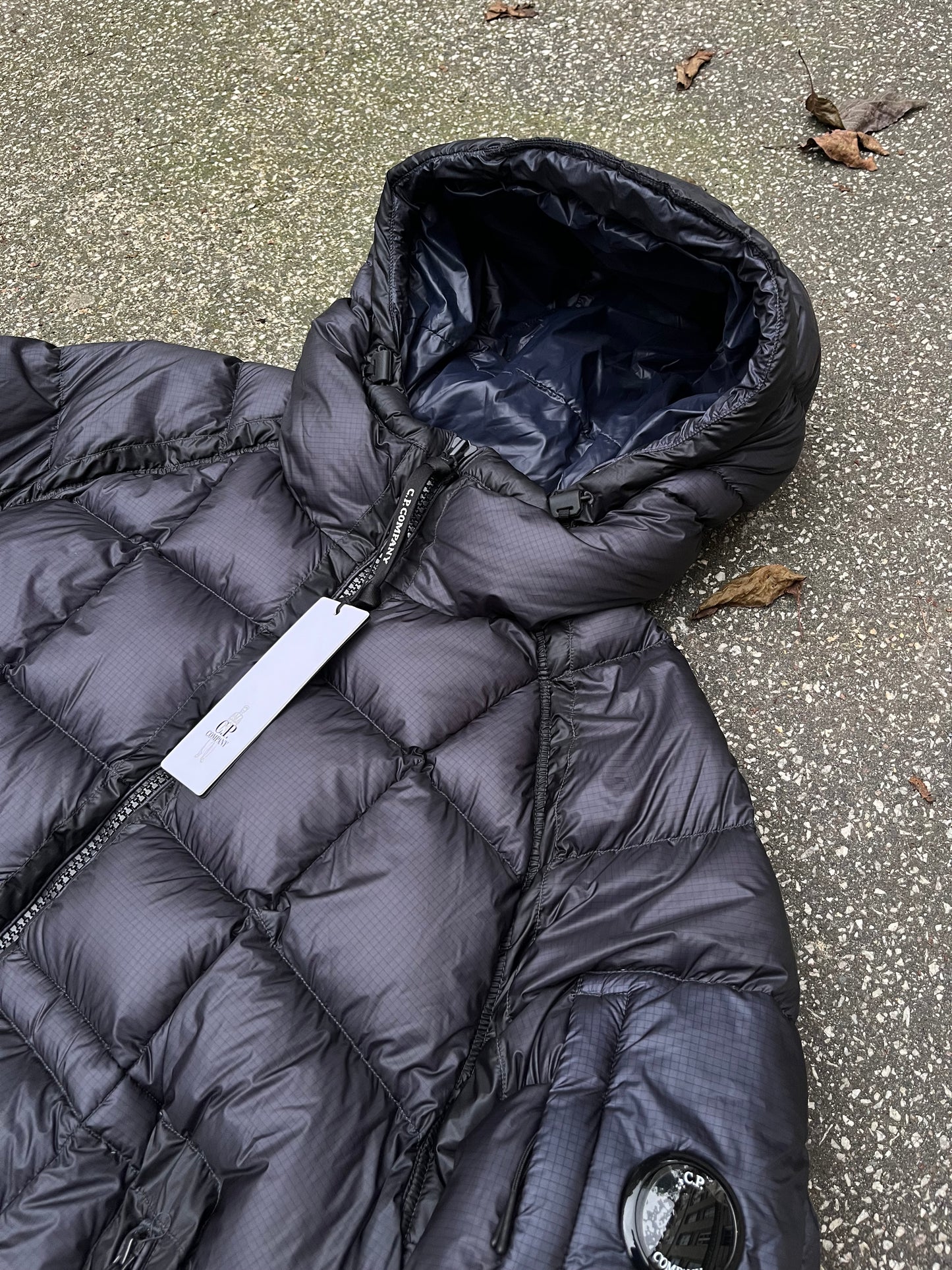 C.P. Company DD Shell Down Jacket – Navy (Str. M)