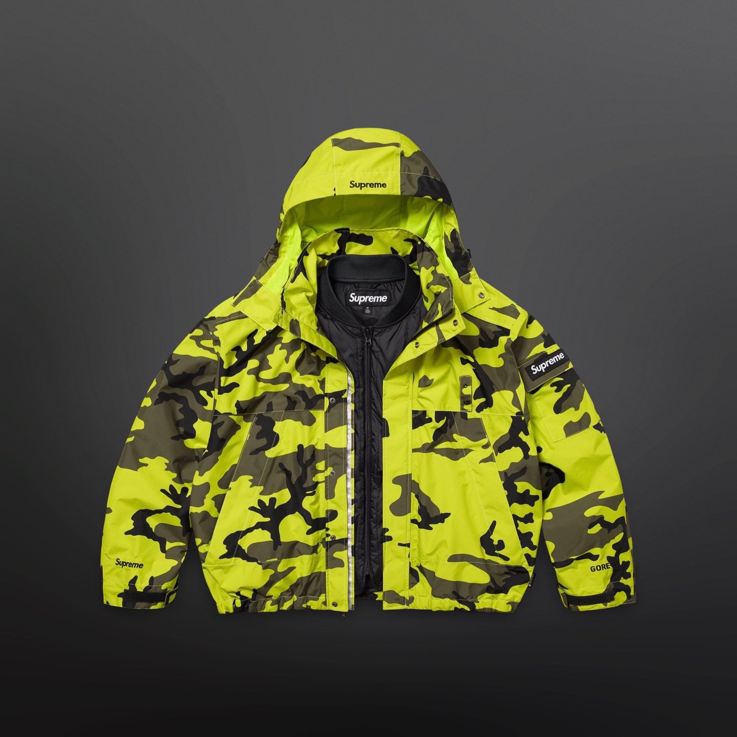 Supreme 2-in-1 GORE-TEX Shell + Quilted Liner Vest i den sygeste neon camo colorway fra SS25. Large