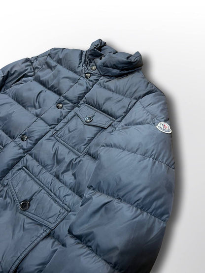 Brugt Moncler Vinterjakke i XS-S i grå 164cm