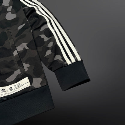 Adidas Originals x BAPE Camo Track Jacket Sort – Medium