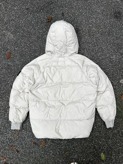 Vinterjakke dynejakke Stone Island i hvid GARMENT DYED CRINKLE
REPS R-NY DOWN i L large