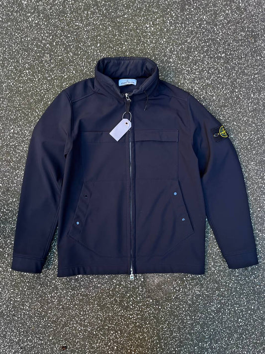 Softshell fra Stone Island i mørkeblå Marina blå L large med hætte 7515Q0222