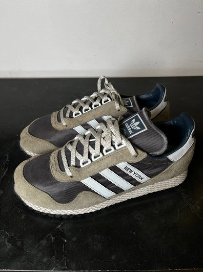 Adidas New York 42 i god stand