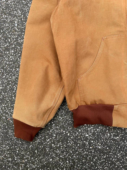 Brugt Used Vintage Carhartt Active work wear jacket Carhartt WIP i størrelse M medium i sand / brun farve made in USA
