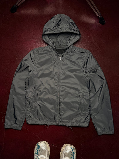 Prada Nylon Hooded Jacket Str. M med Triangle Logo