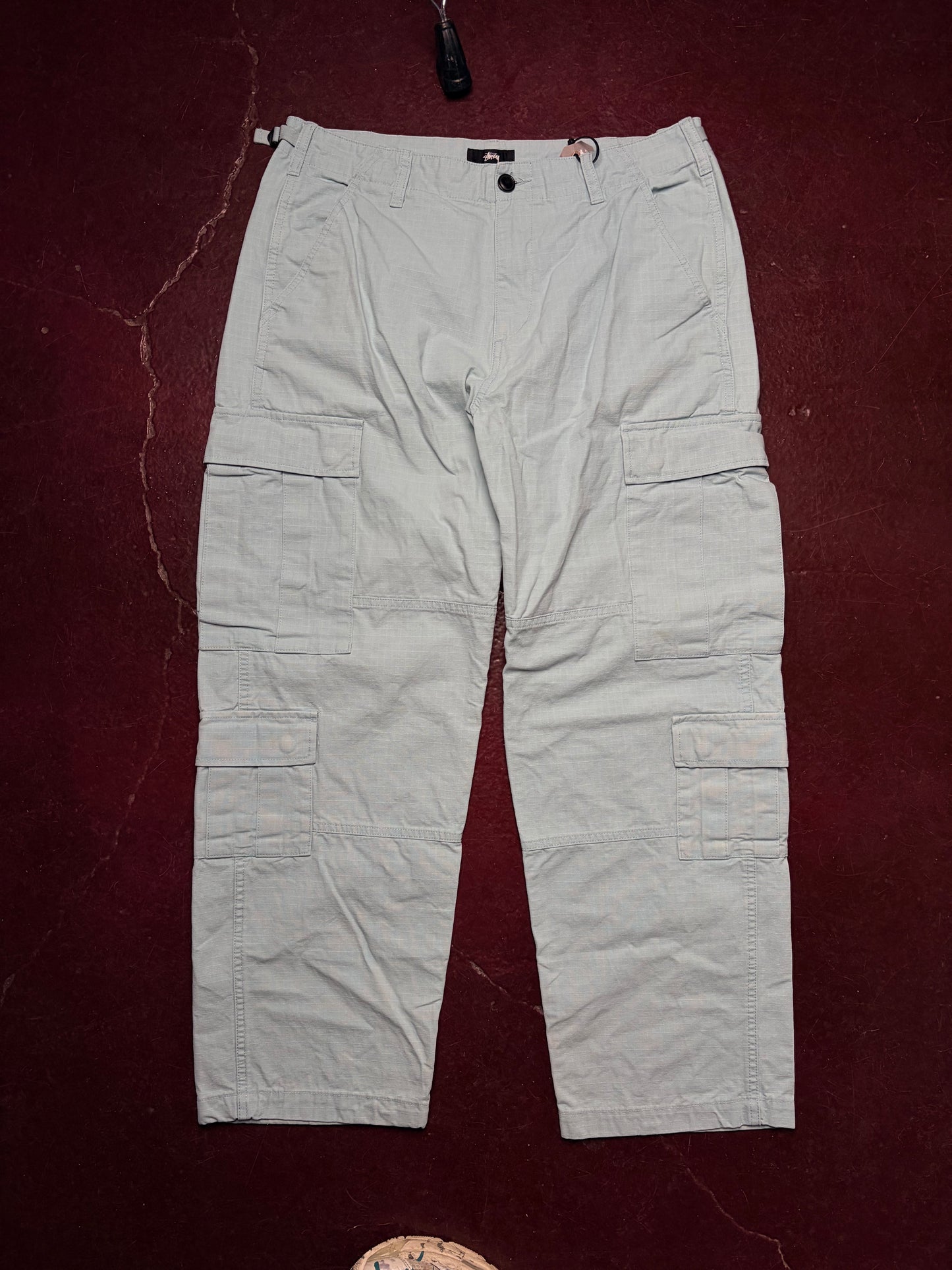 Stüssy cargo pants i lyseblå – str. 32