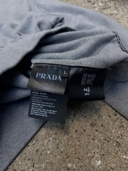 Prada Milano Logo Crewneck Sweatshirt – Grey – Large ( Fitter M )