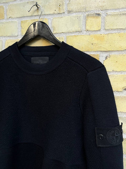 Stone Island Ghost Sweater i Uld Medium Sort Black Brugt Used