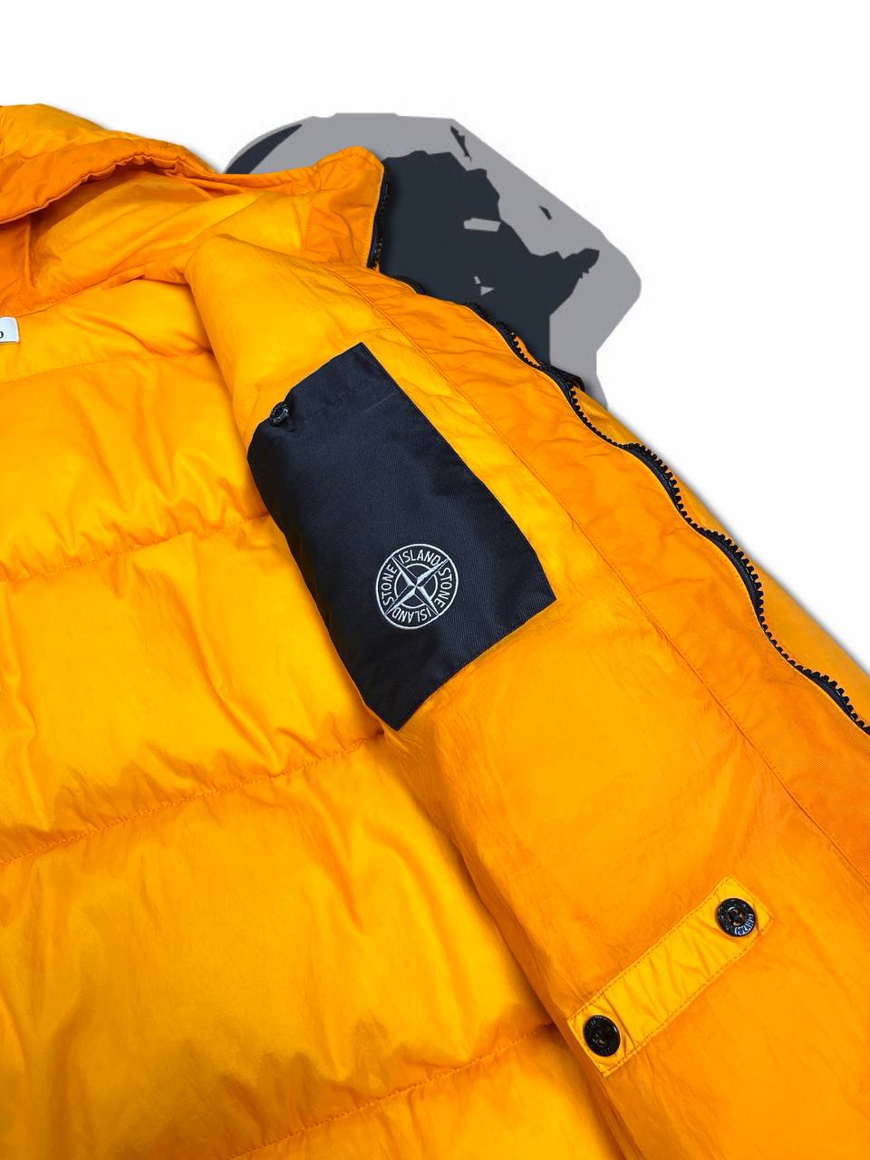 Brugt Used Stone Island Dunjakke Garment Dyed Crinkle Reps Ny Down i Orange farve i L large i god stand
