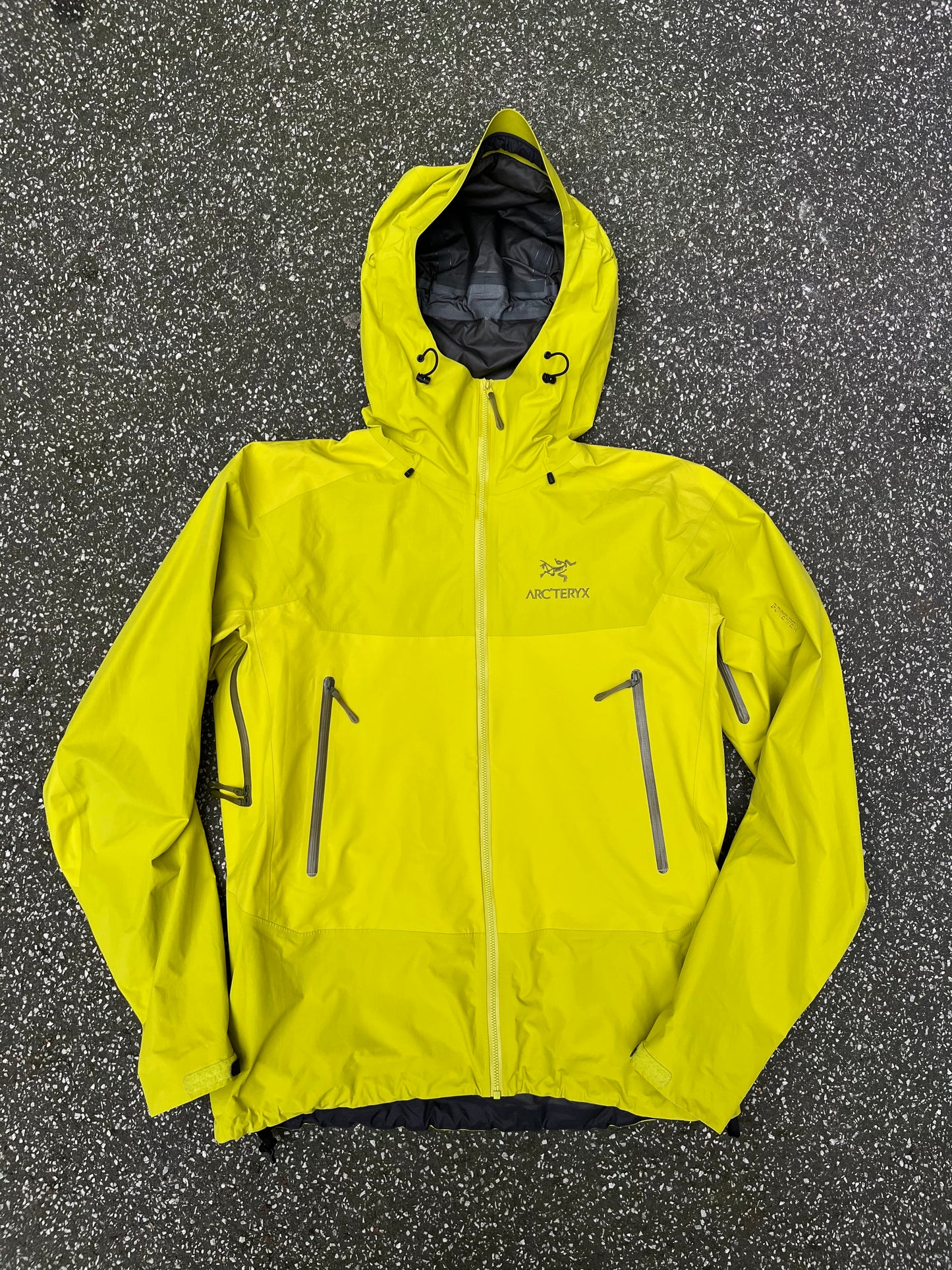 Arc’teryx Beta SL Hybrid Jacket – L Citron Yellow