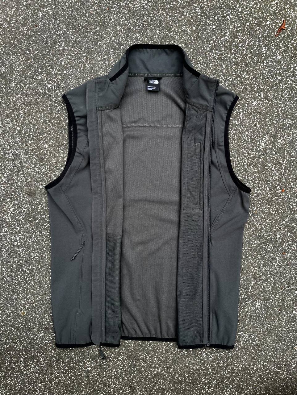 Brugt Used Windwall vest fra The north face i grå i størrelse L large