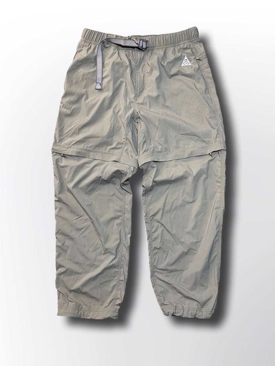 Nike ACG bukser shorts med bælte i beige i M medium mænd