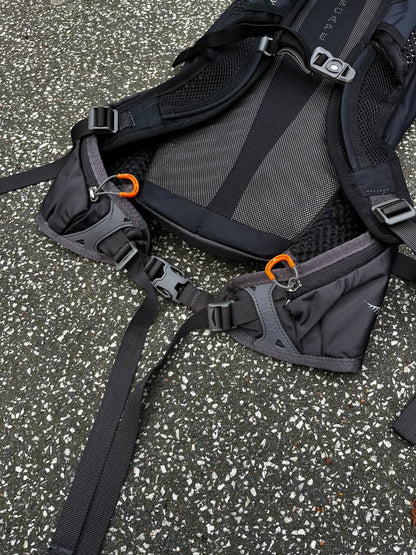 Brugt used Osprey rygsæk i sort 12L