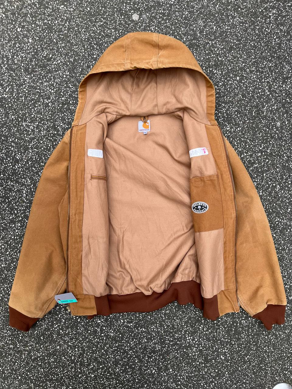 Brugt Used Vintage Carhartt Active work wear jacket Carhartt WIP i størrelse M medium i sand / brun farve made in USA