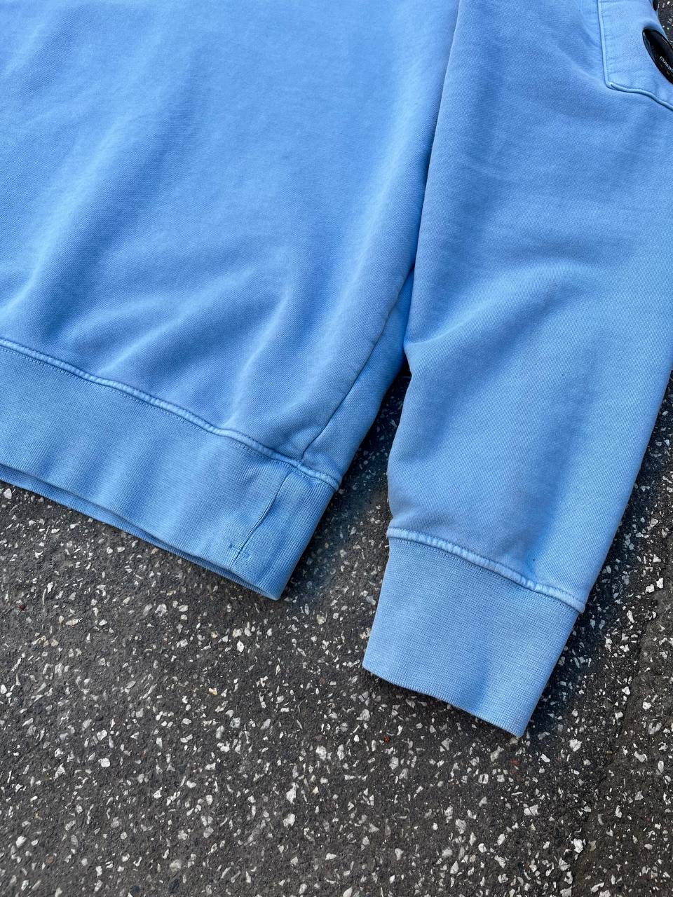 C.P.Company Sweatshirt Resist Dyed i Himmelblå XL