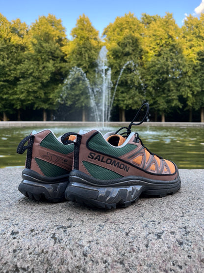 Salomon sneakers / hiking sko fra Salomon i sort /orange 44
