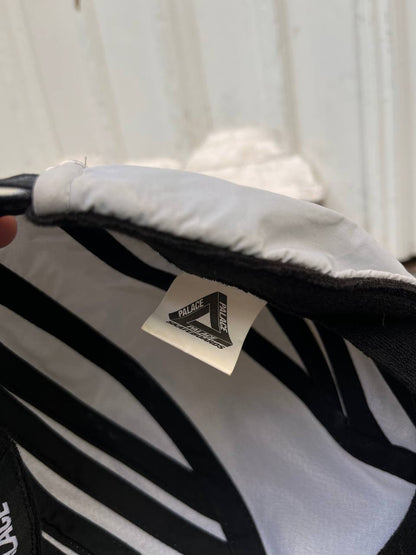Palace S-Runner 2 Shell Hat Cap Kasket I Grå med Hvide Striber One Size Reflective Logo
