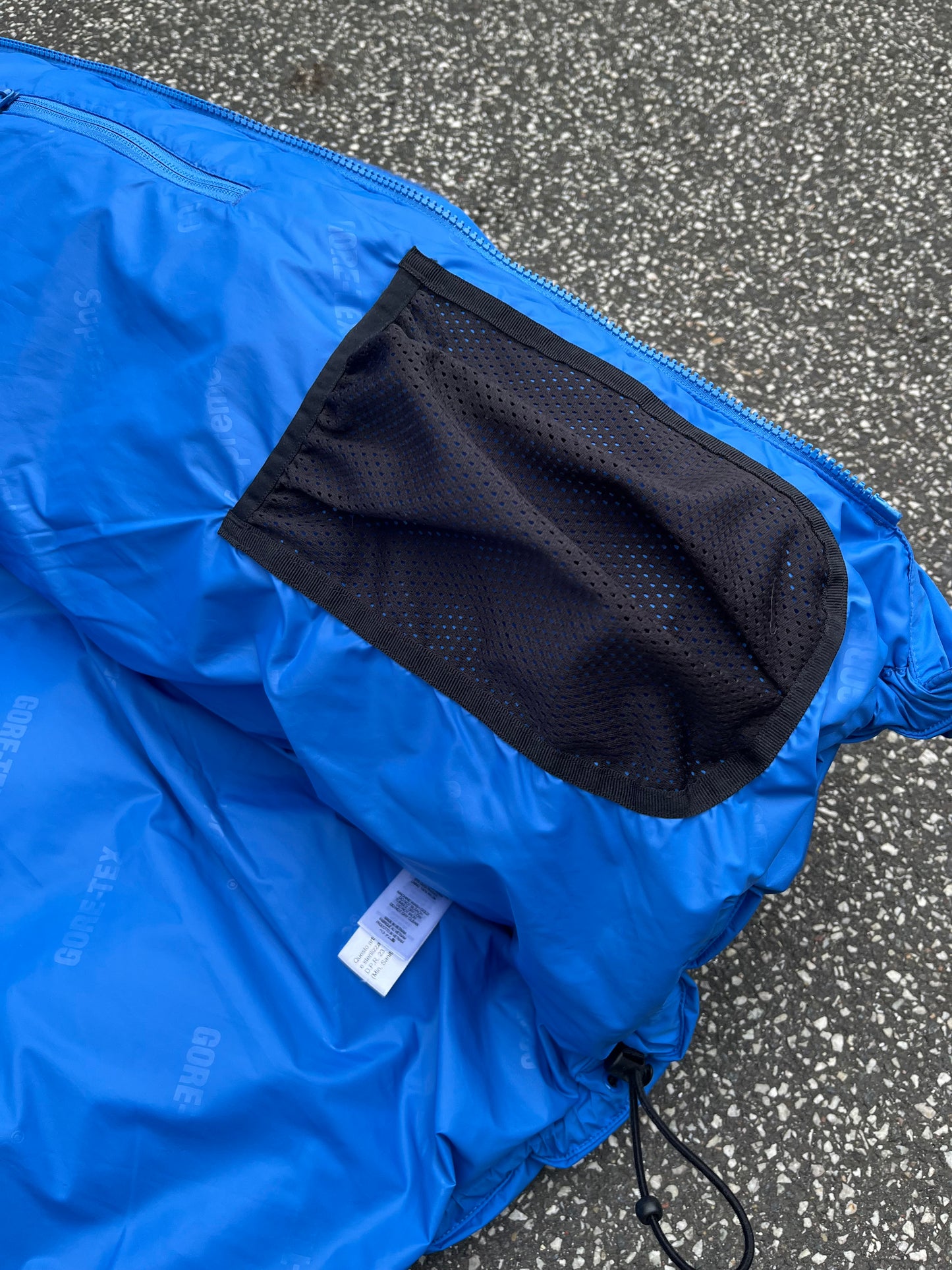 Supreme GORE-TEX 700-Fill Down Parka Blue, Str. M