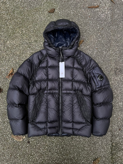 C.P. Company DD Shell Down Jacket – Navy (Str. M)