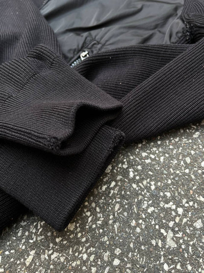 “Brugt Cardigan Moncler MAGLIONE TRICOT CARDIGAN i L Large i Sort Farve”