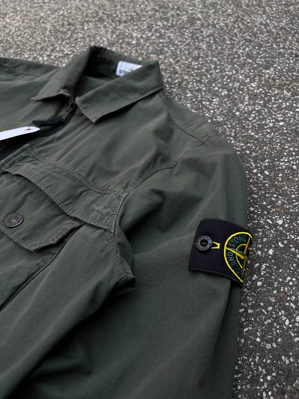 Stone Island Overshirt i L Large Grøn Khaki Brugt Used
