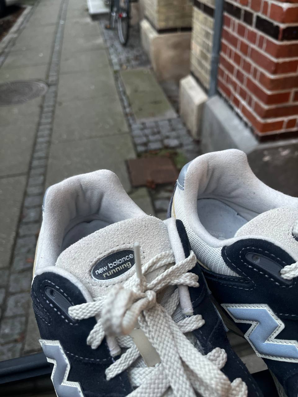 New Balance 2002R suede sneakers i super stand som nye størrelse 43 10 US refleksive logo