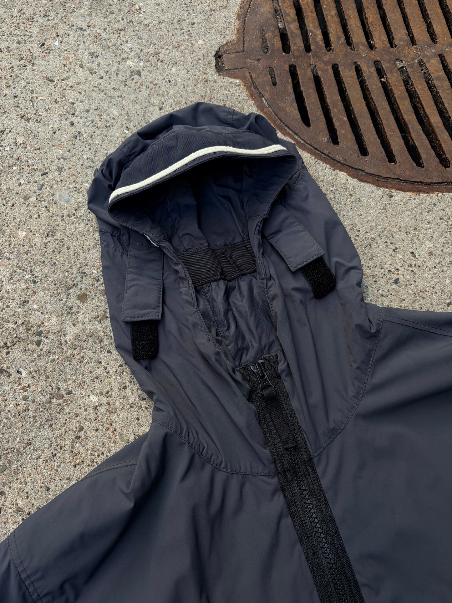 Stone Island Skin Touch Nylon-TC Hooded Jacket – Dark Grey – Medium