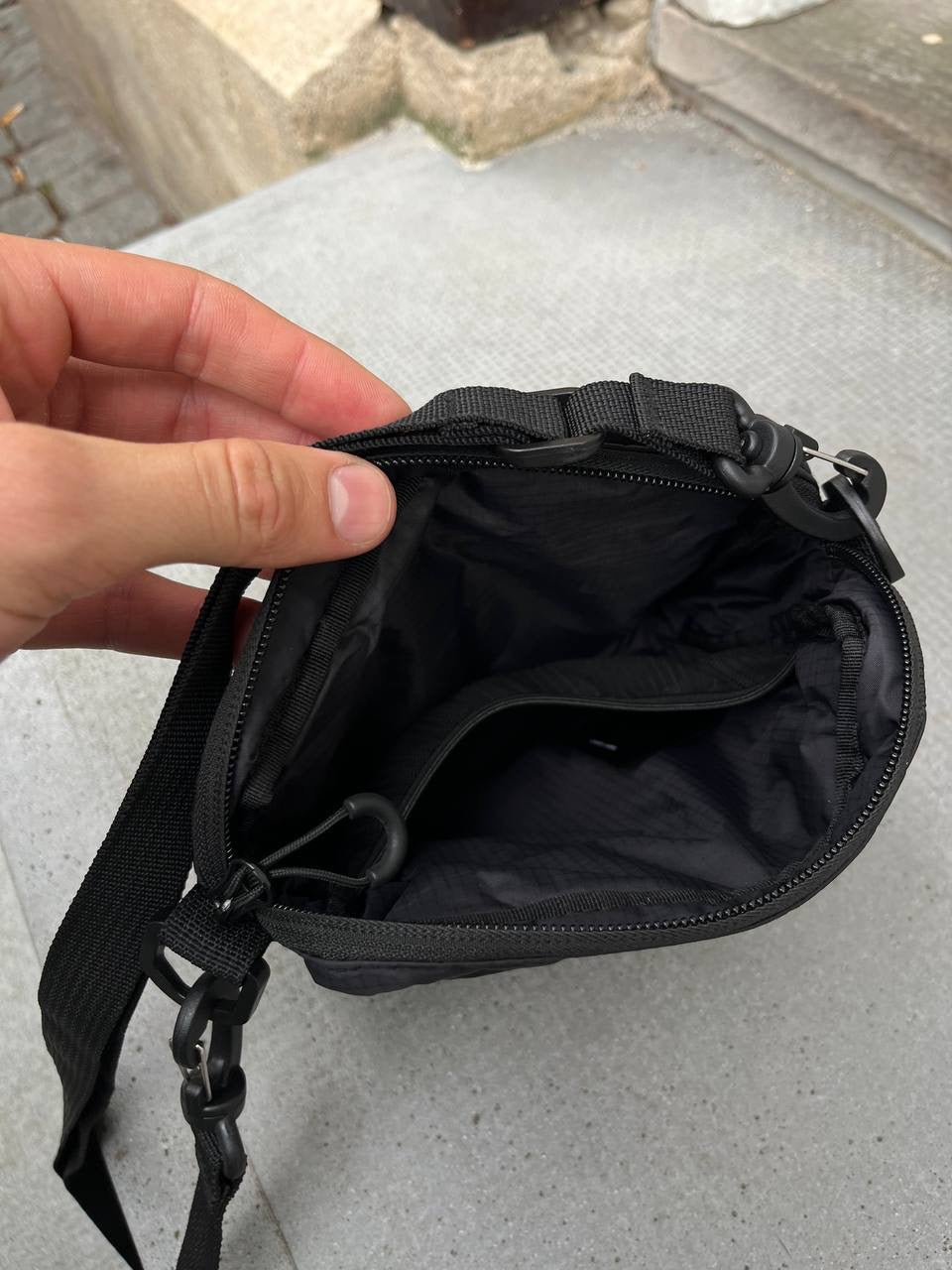 Parel Taske Messenger Sort Black Reflective Logo