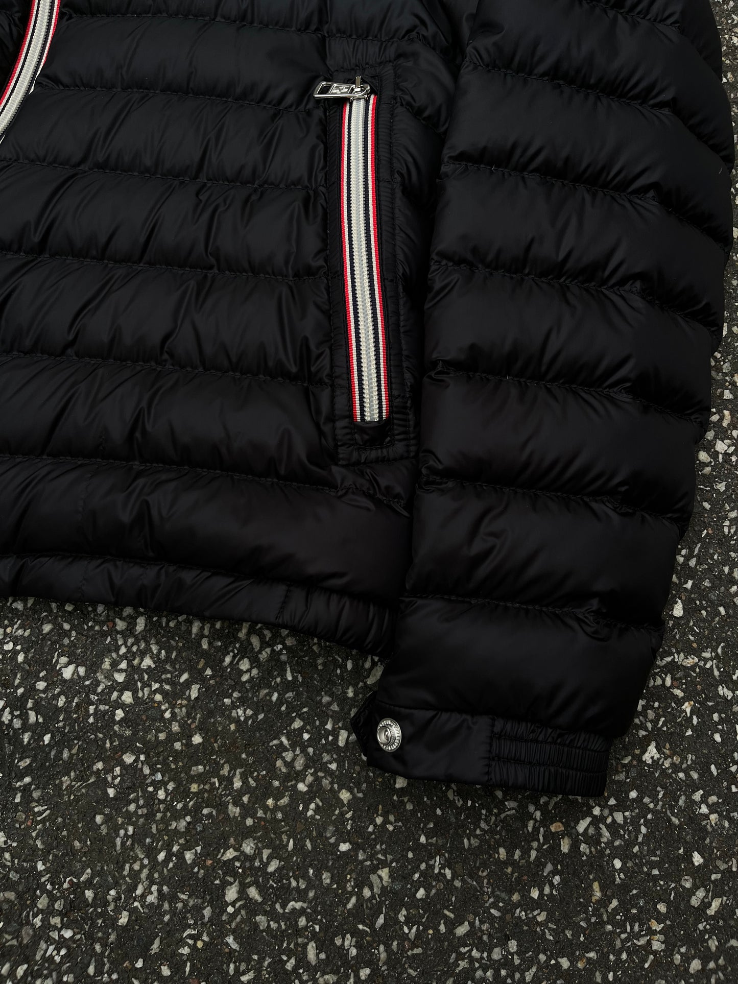 Moncler Daniel Jacket – Black Str. 2 / Small