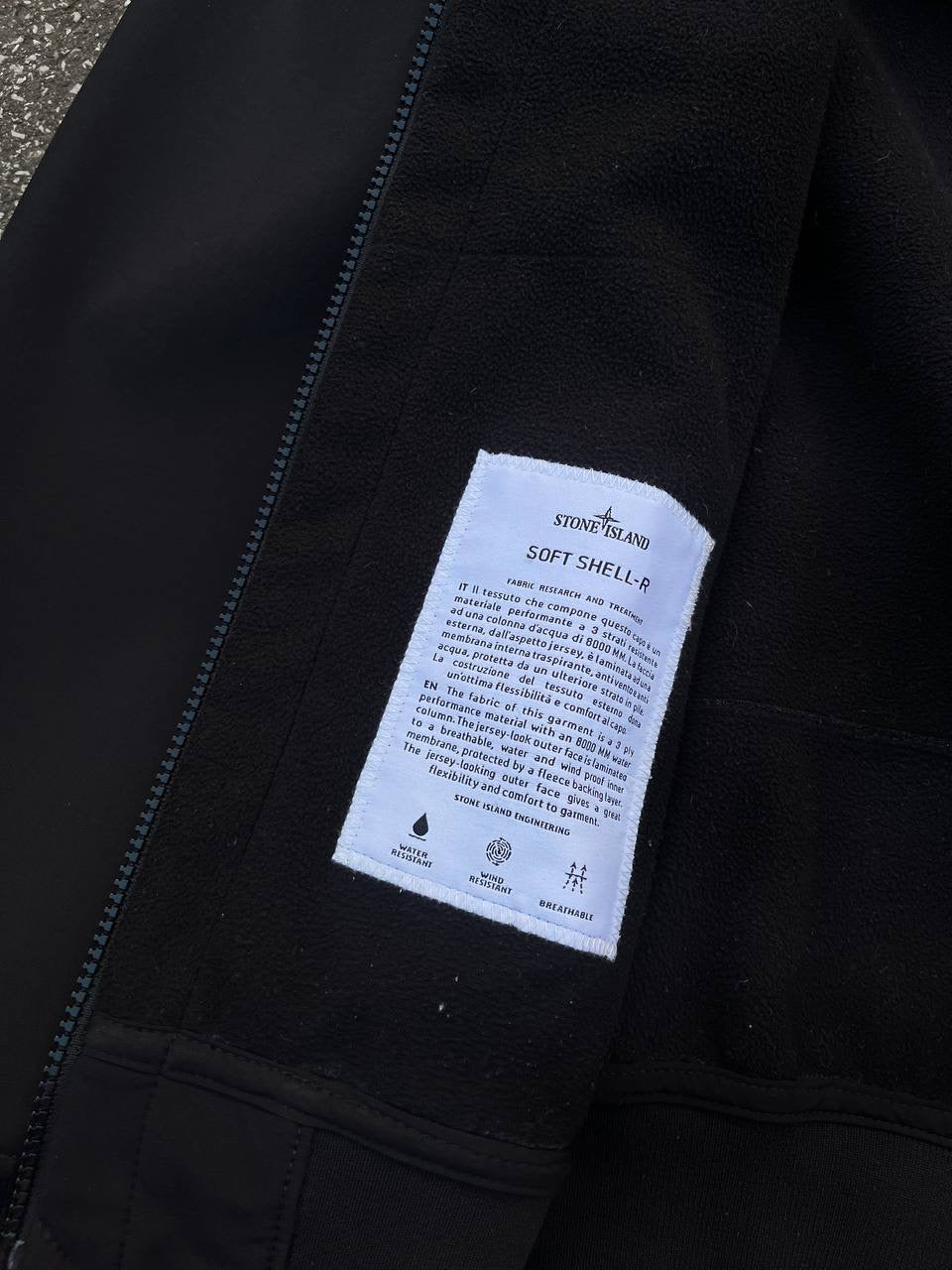 Stone Island Soft Shell R Sort med Fleece insulation Medium Brugt