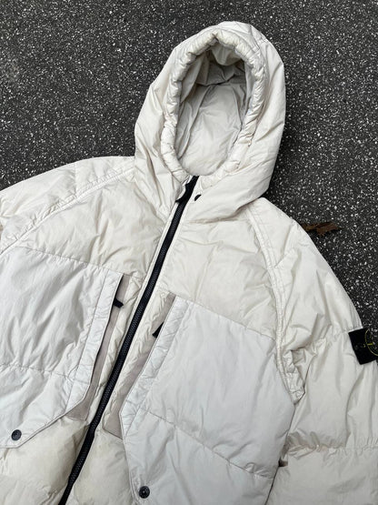 Vinterjakke dynejakke Stone Island i hvid GARMENT DYED CRINKLE
REPS R-NY DOWN i L large