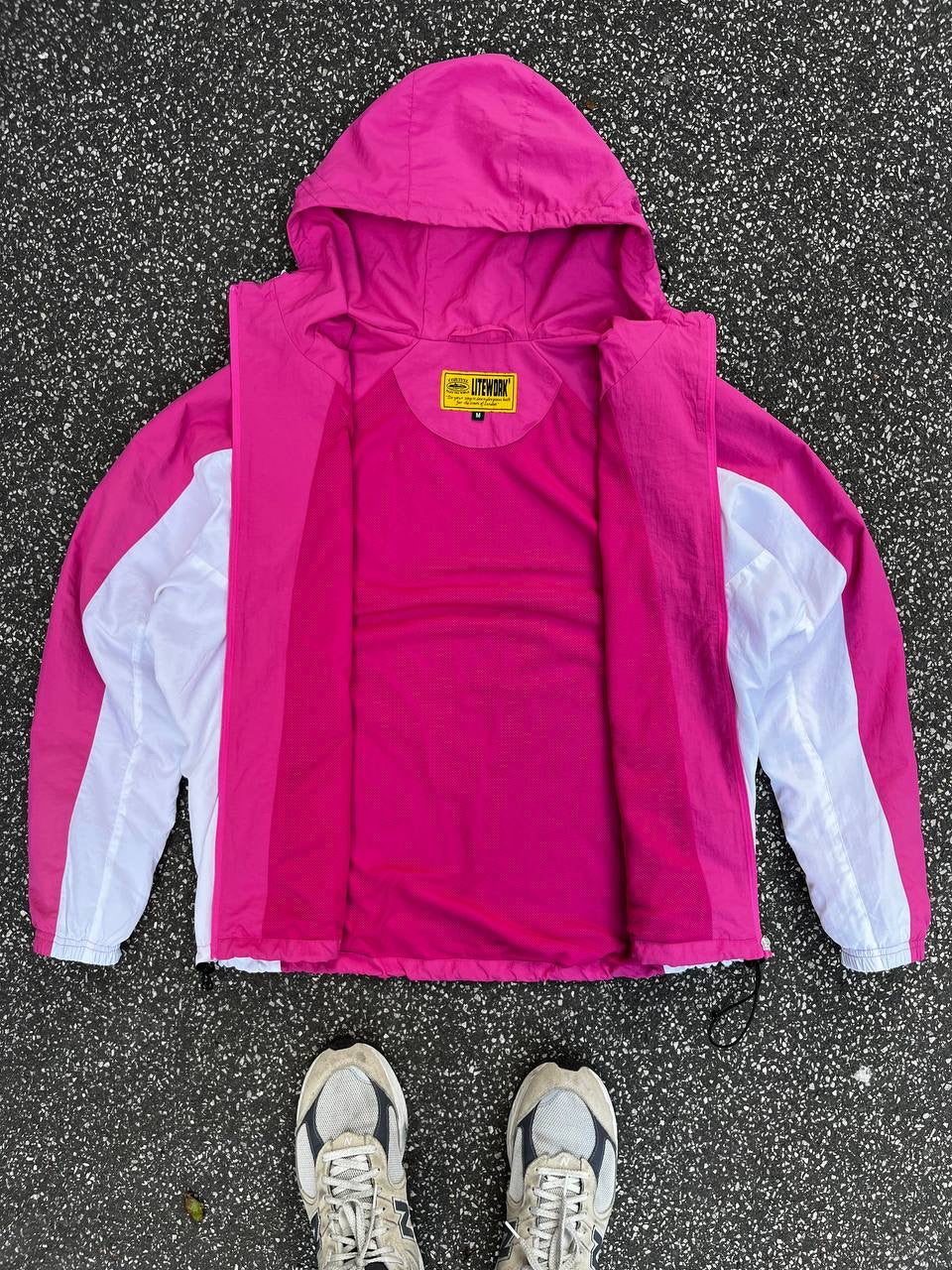 Corteiz Rose Pink Taille International M Medium Windbreaker Sommerjakke Rose Hvid White