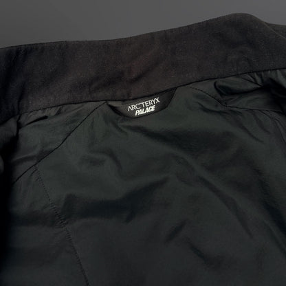 Palace x Arc’teryx LT Jacket – Grey / Black – Medium