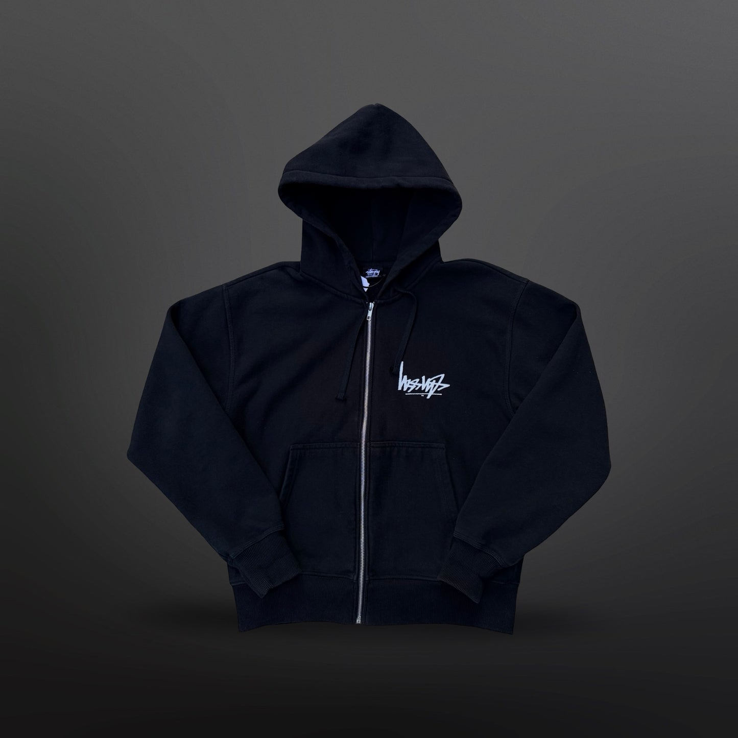 Stüssy Zip Hoodie – Sort – Str. Small / Fitter Medium