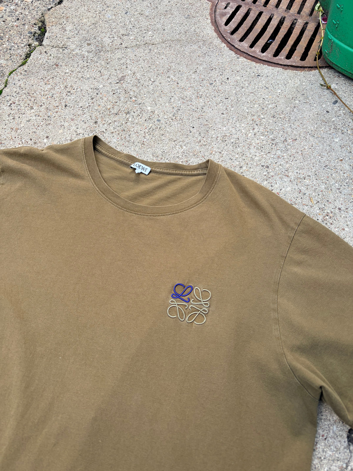 LOEWE Anagram Embroidered T-Shirt – Khaki / Olive – XXL, fits L/XL