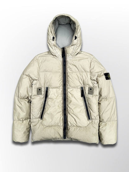 Brugt Varm Vinterjakke Stone Island Dunjakke Garment Dyed
Crinkle Reps Ny Down S Small i Beige Cream-Farve